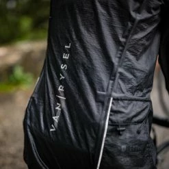 Cheap ๐คฉ Van Rysel 900, Ultralight Reflective Rain Cycling Jacket, ๐ฉ Women's Road & Gravel Biking โ 12 Van Rysel 900, Ultralight Reflective Rain Cycling Jacket, Women's Road & Gravel Biking