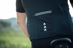 Triban Road & Gravel Biking Road Cycling And Touring Short-Sleeved Warm Weather Jersey RC100