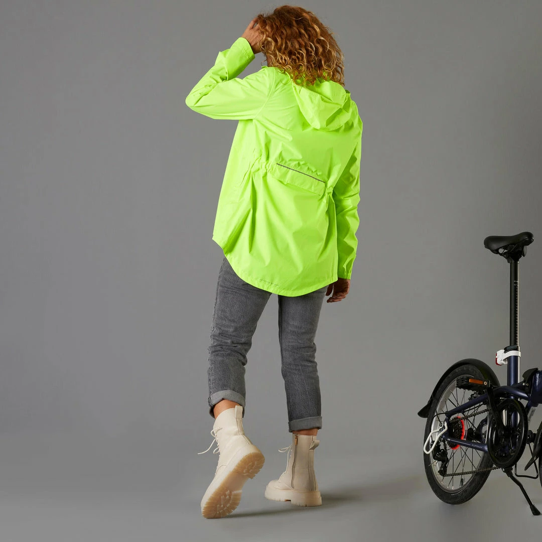 Brand new 👏 Btwin UC100, High Visibility And Waterproof City Bike Rain Jacket, 👩 Women's 😀 2 Btwin UC100, High Visibility And Waterproof City Bike Rain Jacket, Women's