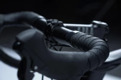 Road & Gravel Biking Van Rysel Ultra 105CF, Shimano Carbon Road Bike