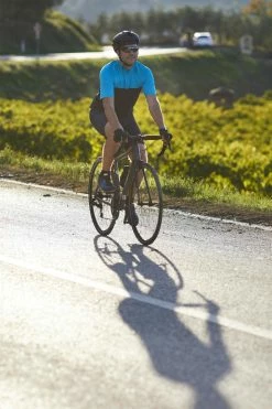 Triban Road & Gravel Biking Road Cycling And Touring Short-Sleeved Warm Weather Jersey RC100